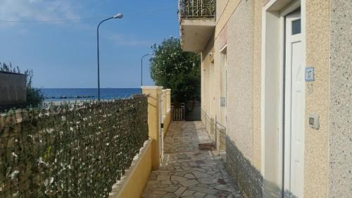 Rometta Marea House | Sandraus