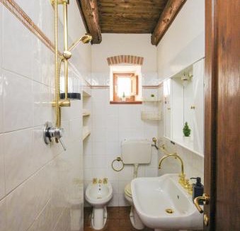 Santo Stefano di Sessanio Apartment | Santo'S House BnB