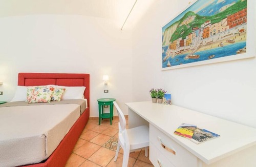Meta Bed & Breakfast | Sara Luxury Rooms - Sorrento Room