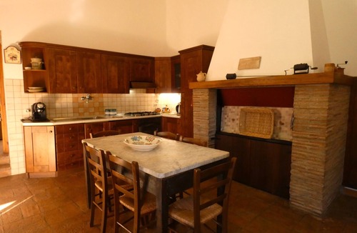Amelia Villa | SCAPPO IN UMBRIA, The Piccino