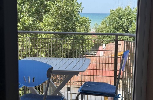 Senigallia Apartment | SE182 - Senigallia, three-room apartment facing the sea with balcony and parking space