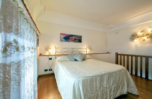 Conca dei Marini Apartment | Sea Escape , Amalfi Coast Apartment