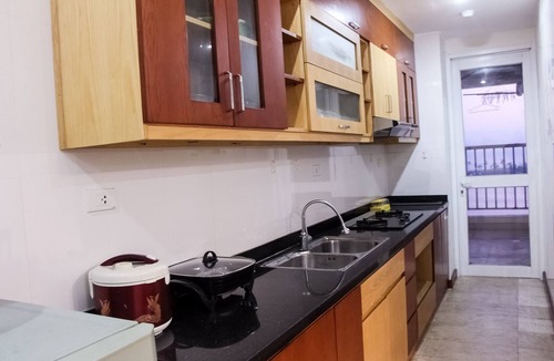 Ha Long Apartment | Sea/Street/Mountain View & Modern 3 Bedrooms Apartment in Main Tourist Area