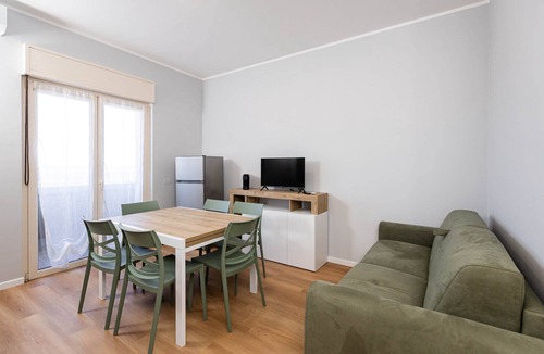 Margherita di Savoia Apartment | Sea View Apartment