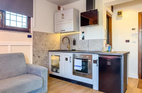 Zona XVI Torrenova Apartment | Secret Rooftop Suite - Tor Vergata Metro C