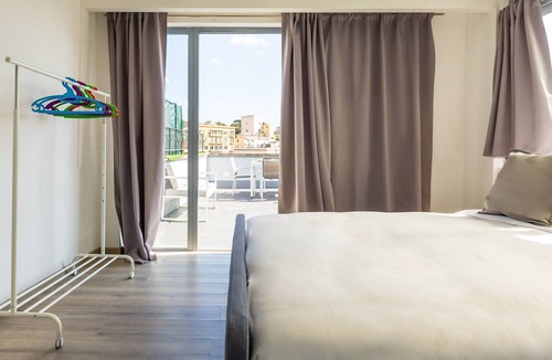 Pozzuoli Apartment | Serapide's Temple Apartment by Wonderful Italy