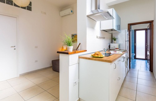 Pozzuoli Apartment | Serapide's Temple Apartment by Wonderful Italy