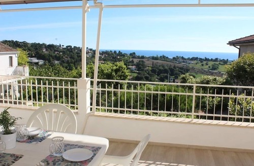 Villaggio Taunus House | Sky land with 3 bedrooms and a large terrace overlooking the sea