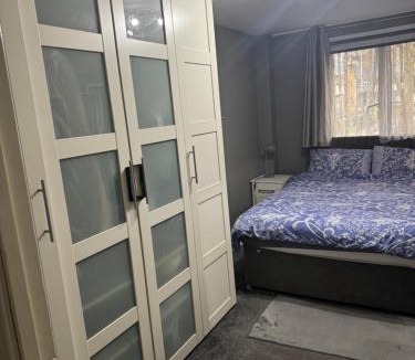 St. Johns Wood House | Smart and homely Central London Double Room moment from Baker Street