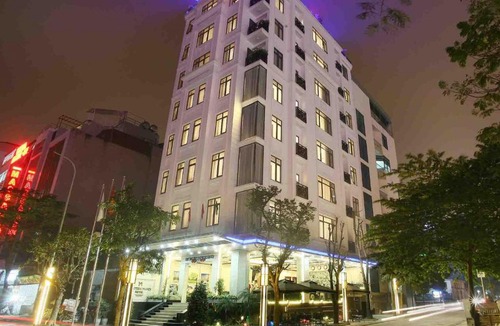 Dich Vong Hau Hotel | Son Tung Hotel 松通酒店