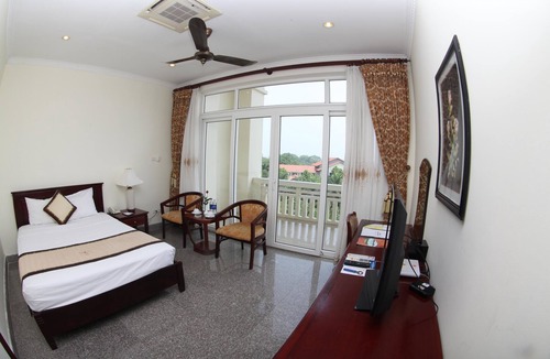 Vinh Yen Hotel | Song Hong Resort