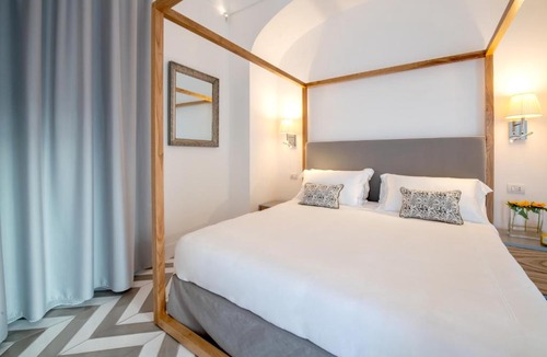 Sant'Agnello Apartment | SorrentoVibes - Luxury Suite with Terrace