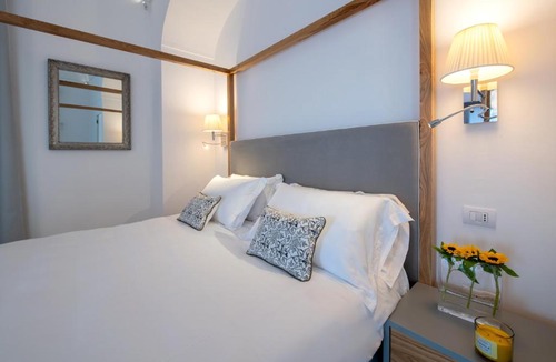 Sant'Agnello Apartment | SorrentoVibes - Luxury Suite with Terrace