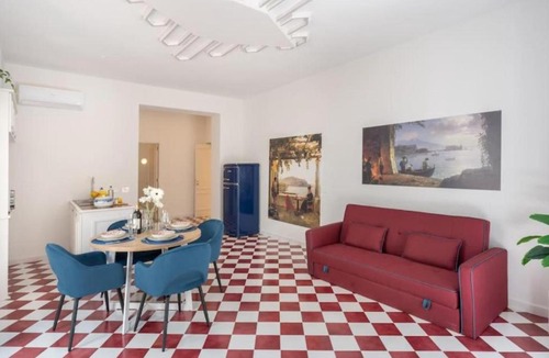 Sorrento Historic Centre Apartment | SorrentoVibes - Luxury New Sorrento Home with Terrace - Sleeps 12
