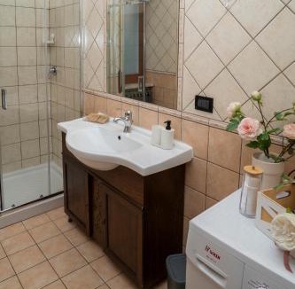 Caiazzo Apartment | Sotto la Torre