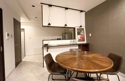 Kuwae Apartment | Spacious 1LDKA few minutes walk to Chatancho Amer/Nakagami-gun Okinawa