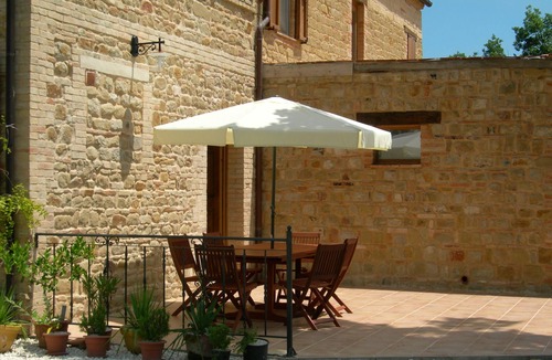 San Ginesio Apartment | Spacious 2-bedroom apartment with wonderful views of the Sibillini Mountains