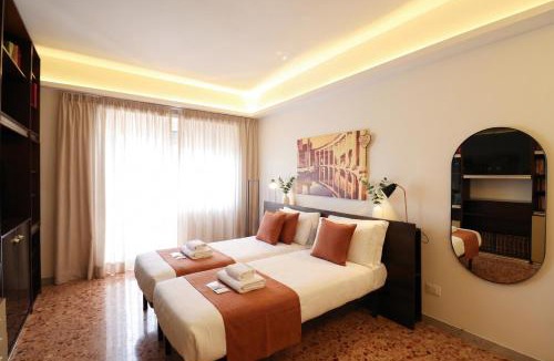 Tuscolano Apartment | Spacious 2 Suite Home - AC WiFi & Metro 9 min
