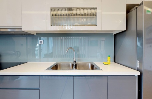 Ngoc Khanh Apartment | Spacious 3 bedroom apartment with fitness room, in lovely vinhomes metropolis