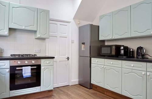 Woolwich Riverside House | Spacious 4BDR Victorian Home near Greenwich