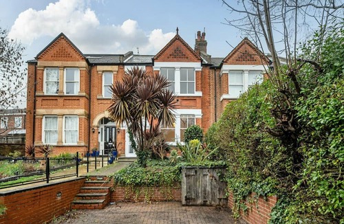 Woolwich Riverside House | Spacious 4BDR Victorian Home near Greenwich