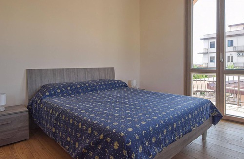 Lazzaro Apartment | Spacious apartment with plenty of space for the whole family and beautiful sea view.