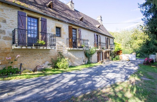 Montignac Cottage | Spacious house in Montignac with private pool and pets allowed