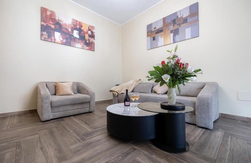 Quartiere XX Ardeatino Apartment | Spacious Three Bedroom Design Apartment near Circo Massimo Rome