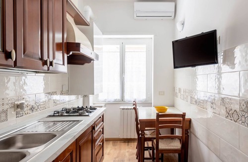 Quartiere XI Portuense Apartment | Spallanzani-San Camillo, apartment for 4 people