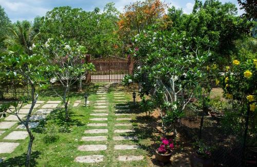 Ong Lang House | Spring Garden Homestay