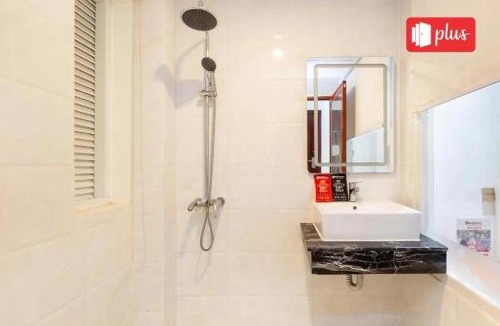Tan Binh Apartment | Spring Hotel 39 Bạch Đằng SG - by Bay Luxury