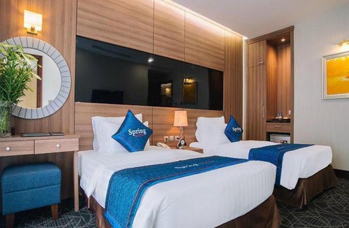 Dich Vong Hau Hotel | Spring Hotel Hanoi