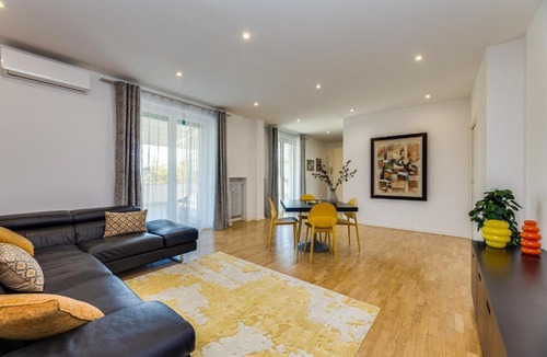 Ostiense Apartment | St Paul Basilica Terrace