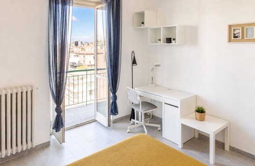 Ostiense Apartment | St. Paul Comfort Flat - Metro & University