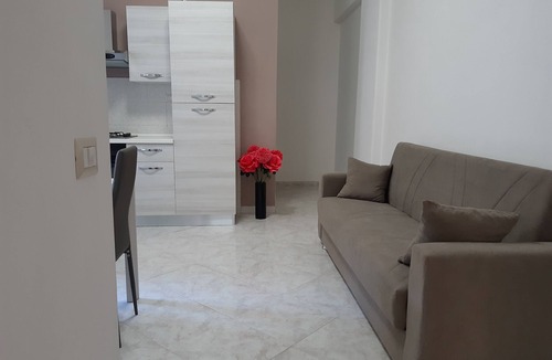 Castellammare di Stabia Apartment | Stabia Vacanze apartment in the city center convenient and comfortable.