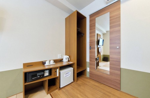 Tominagacho Hotel | Standard 22 people Twin smoking room Room only /Kyoto Kyōto