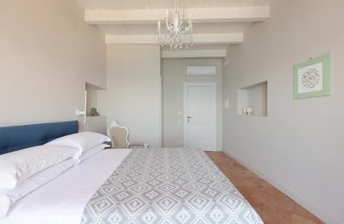 Raito House | Starhost - Albadoro seaview garden and parking