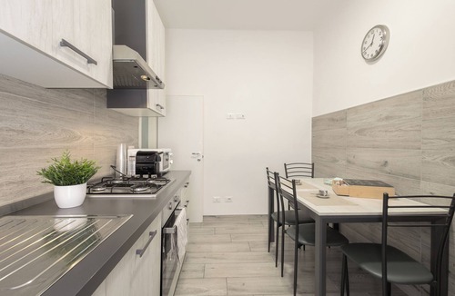 Quartiere XXXIV Lido di Ostia Levante Apartment | Station House Ostia apartment with terrace, near sea and Rome