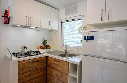 Roccamare House | Stella del Mare Family Camping Village Lodge Superior Agclu für 6 Personen