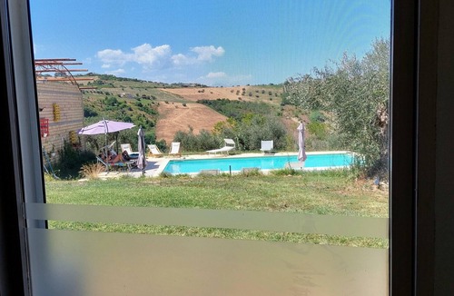 Montefino House | Stijlvolle Agriturismo met Zwembad en 5 Goed Uitgeruste Vakantieappartementen