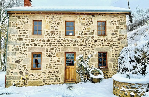Croze House | Stone cottage near Lac de Vassivière