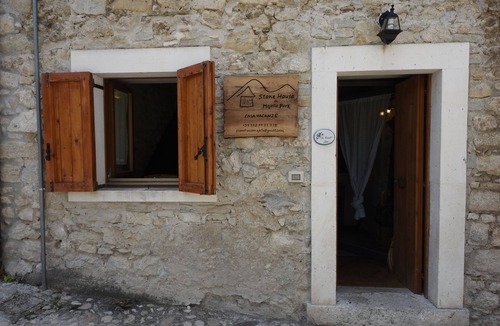 Roccacaramanico House | Stone House in Majella Park