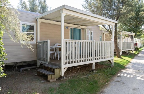 Cologna Spiaggia House | Stork Lodge Superior vacation village for 4 people