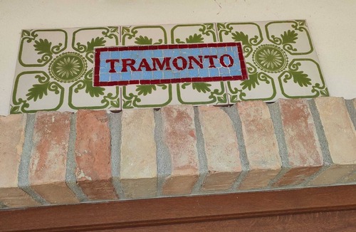 Penne Apartment | Studio apartment with hot tub and patio in peaceful countryside!