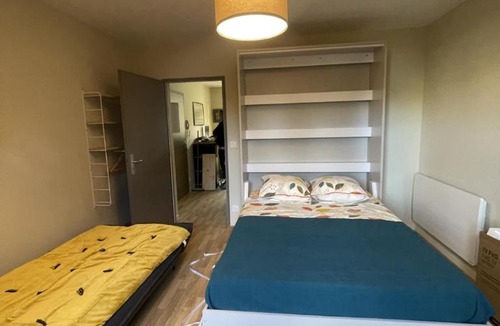 Oradour-sur-Glane Apartment | Studio charmant avec terrasse privée