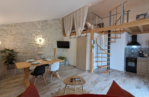 Chateauneuf-sur-Charente Apartment | Studio Châteauneuf-sur-Charente, studio flat, 3 persons