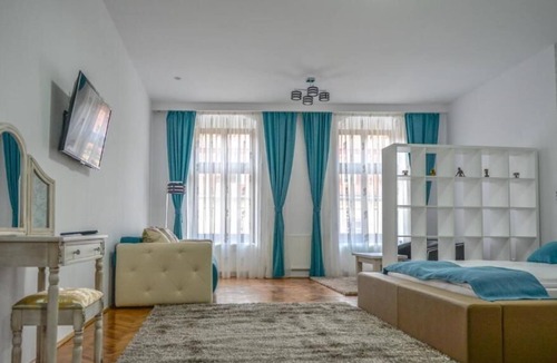 Historic Center Apartment | Studio overlooking the old town of Sibiu