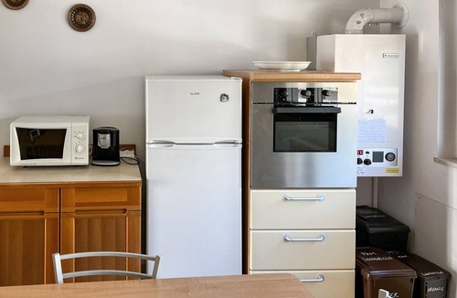 Penne Apartment | Stunning apartment in Penne with WiFi