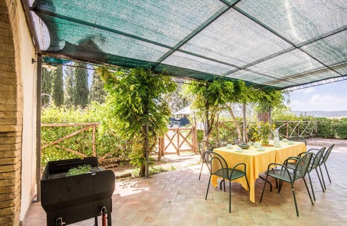 Monteroni d'Arbia House | Stunning home in Monteroni d´Arbia SI