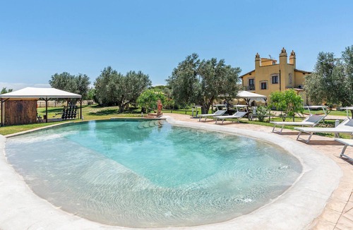 Canino House | Stunning Home in Canino VT With 6 Bedrooms, Sauna and Private Swimming Pool